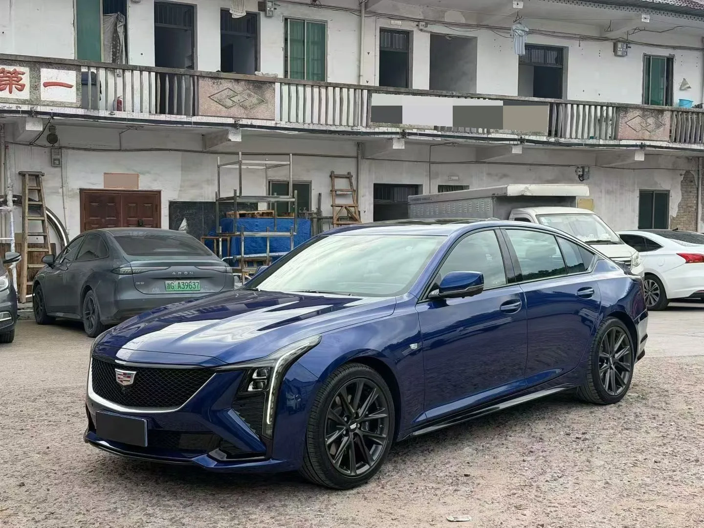 2024 Cadillac CT5 28T Platinum