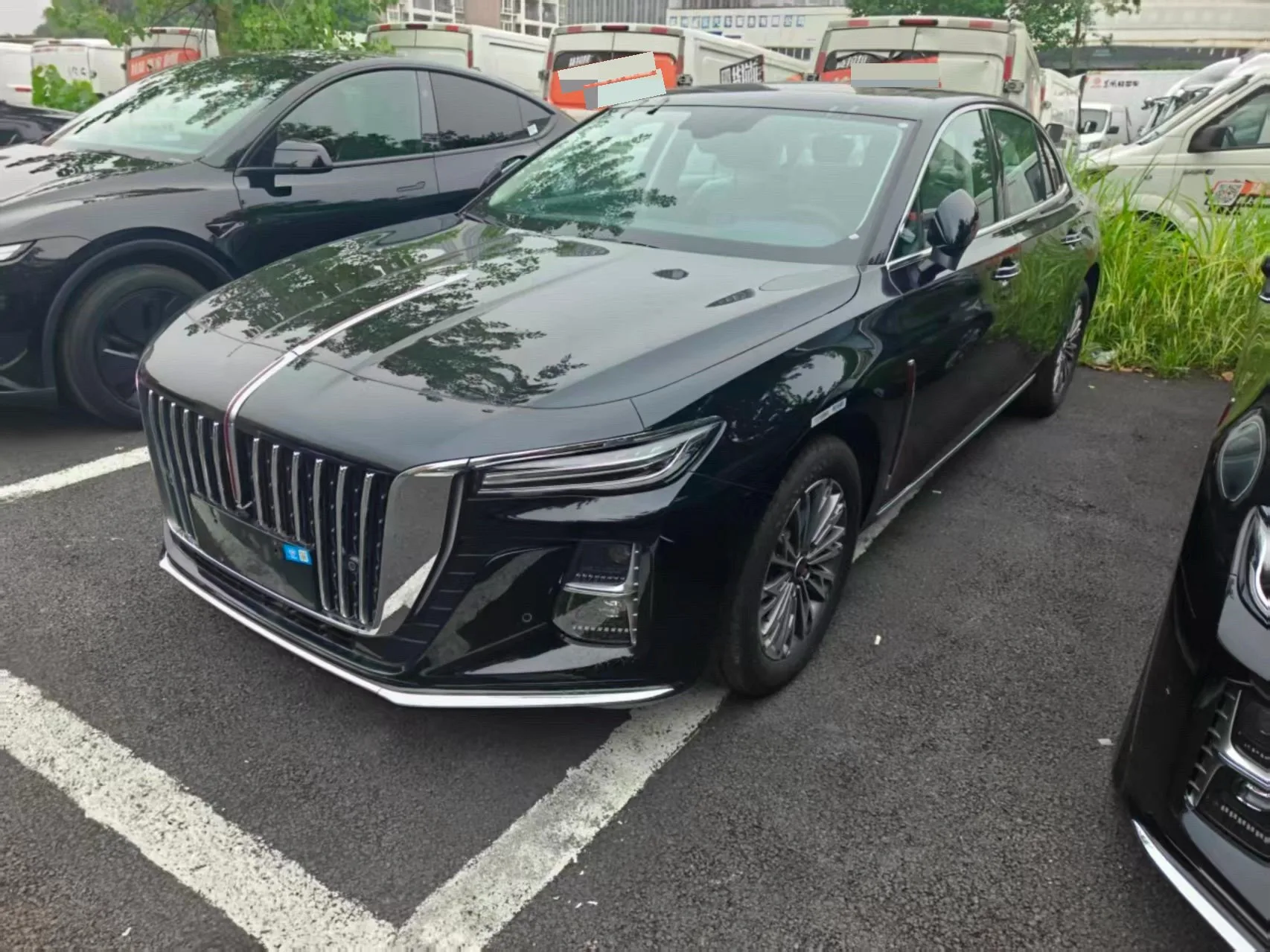 Hongqi 2025 H5 2.0T Flagship 500,000th Unit Commemorative Edition Automatic Transmission