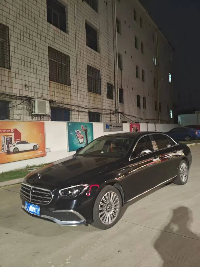 Mercedes-Benz E-Class 2023 E 300 L Fashion Edition