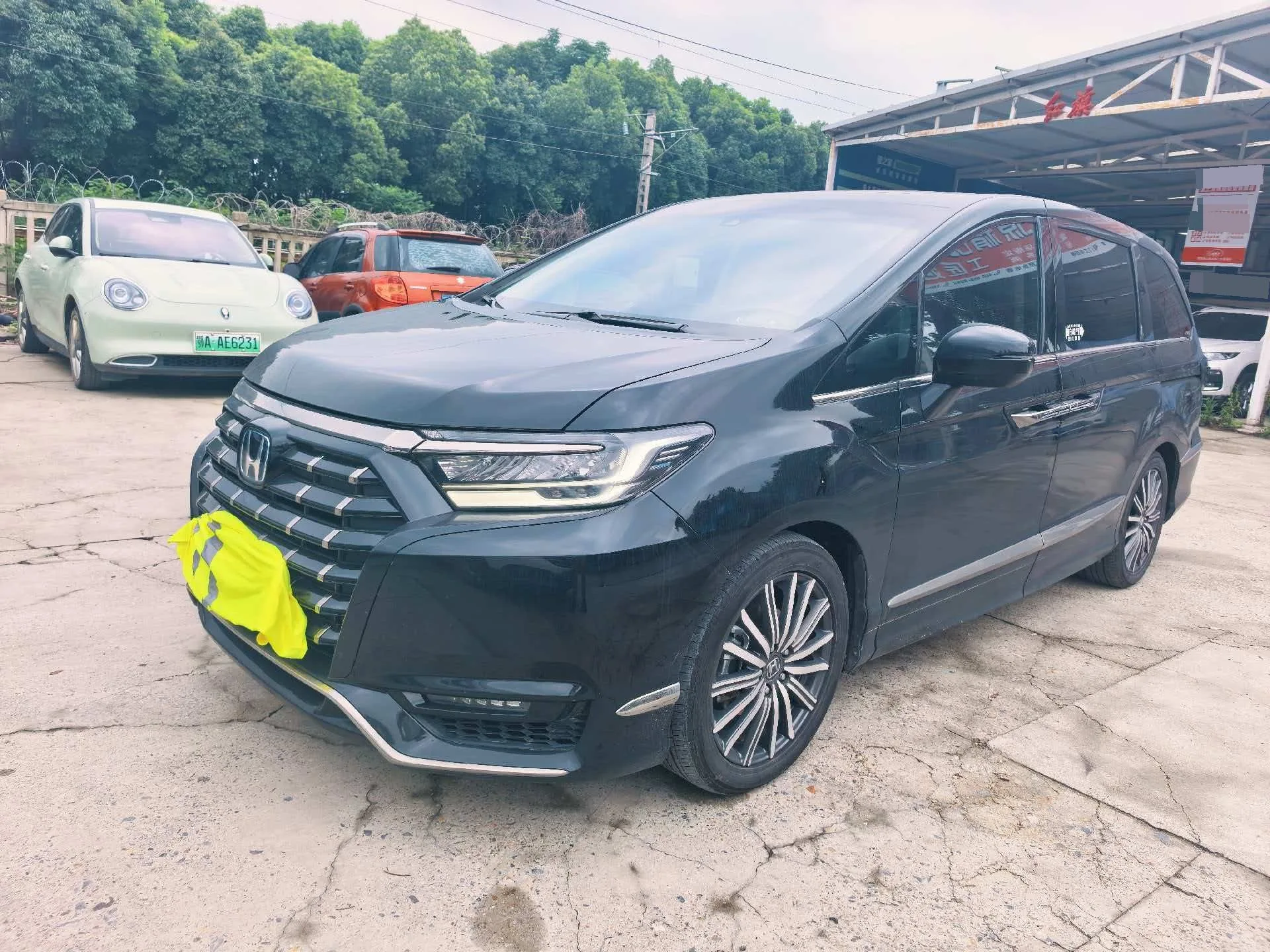Elysion 2022 2.0L e:HEV Luxury Edition
