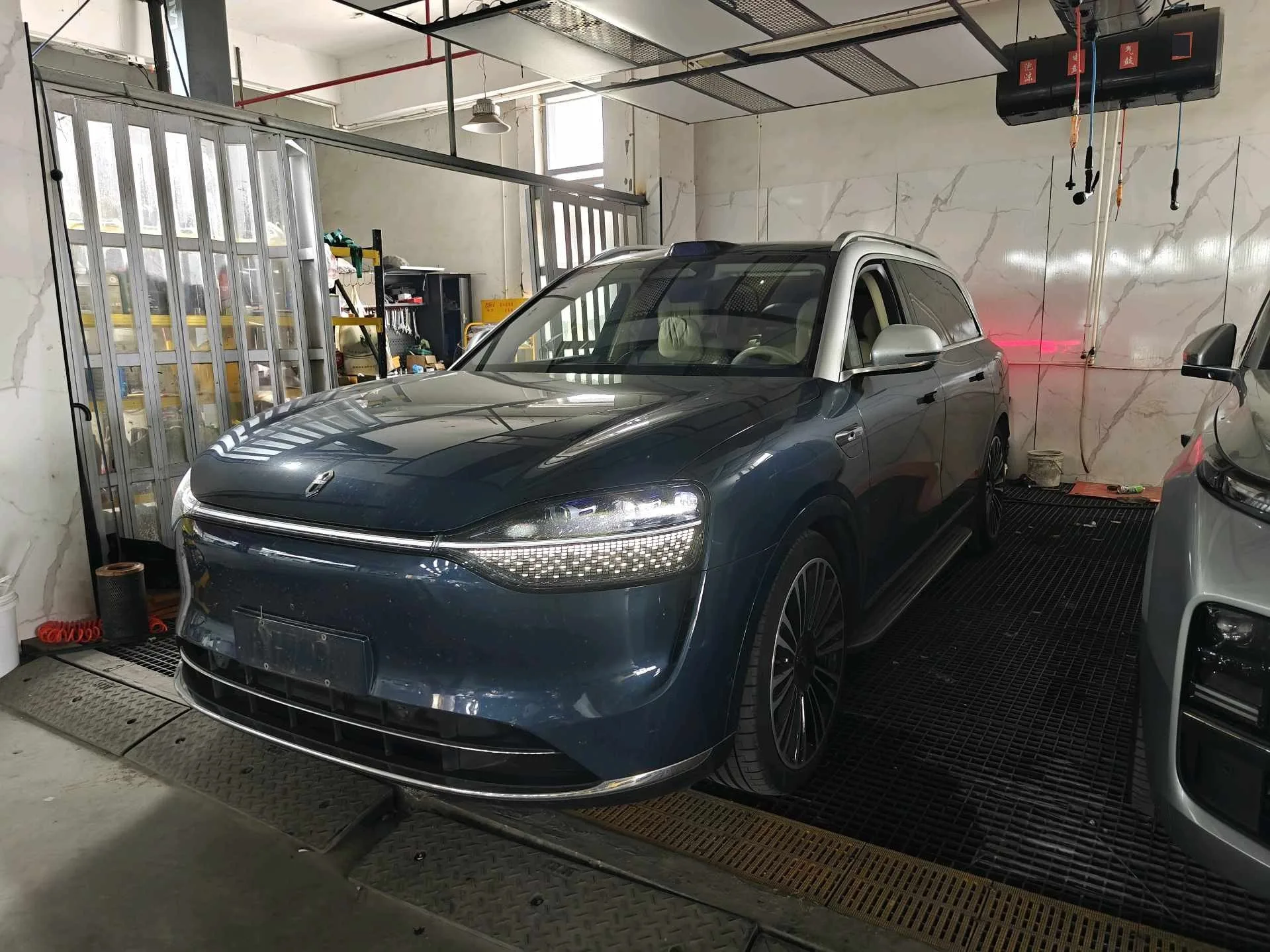 Wenjie M9 2024 Ultra Range Extended Edition 52kWh