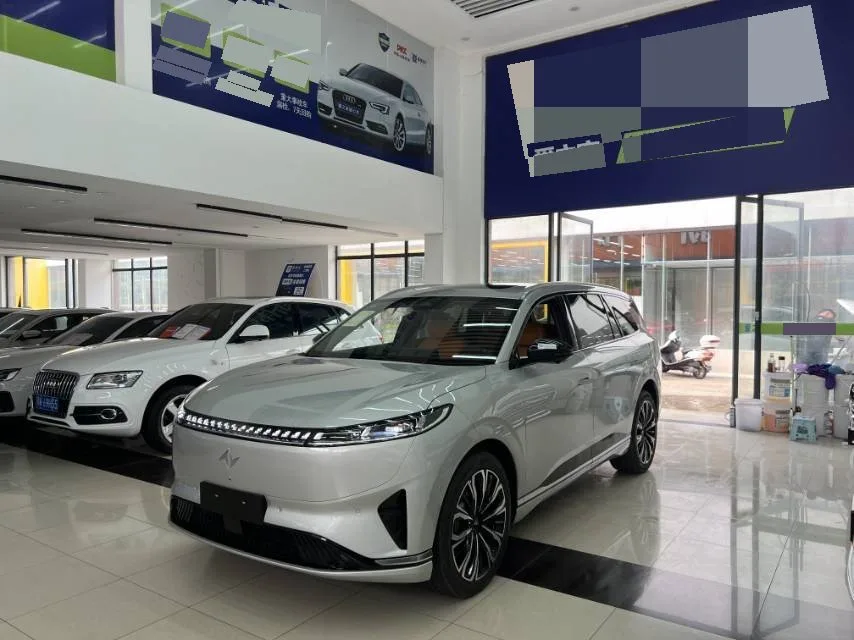 Yipai 2026 eπ008 Extended Range Family Edition 6-seater Automatic