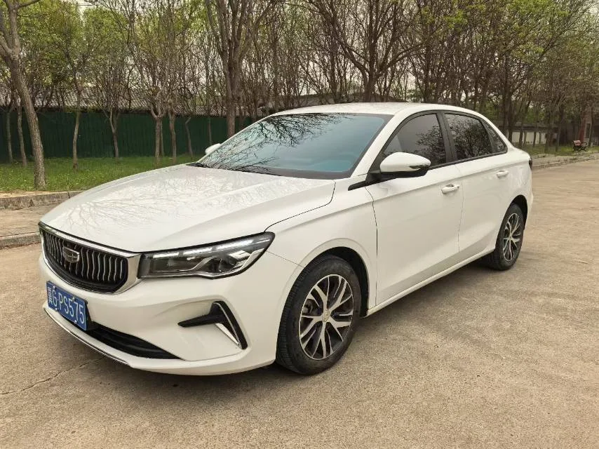 Geely Emgrand 2022 4th Generation 1.5L CVT Luxury Edition