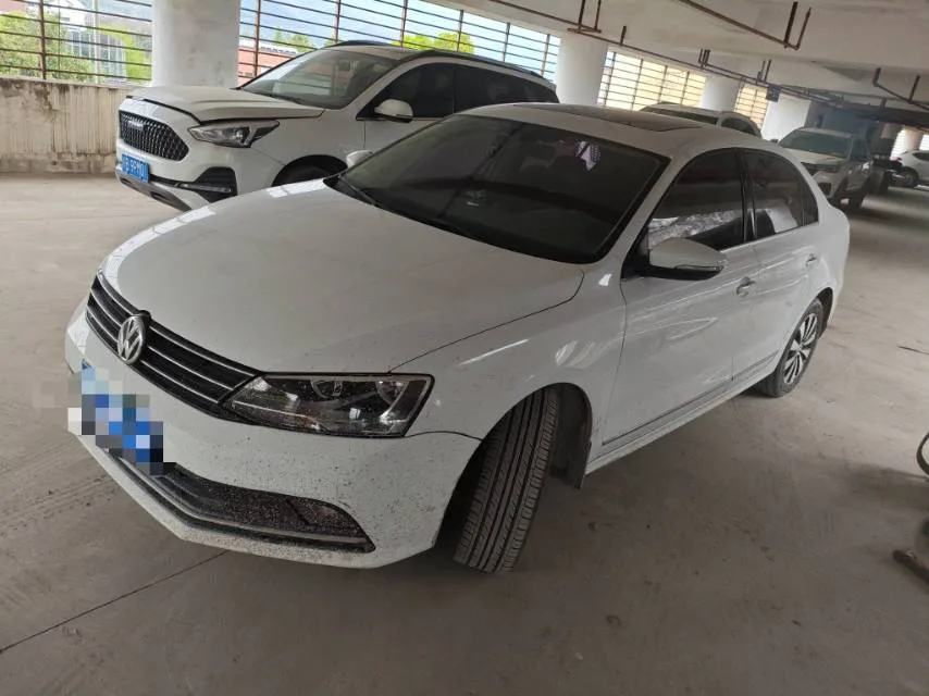 Sagitar 2017 180TSI Automatic Premium Edition
