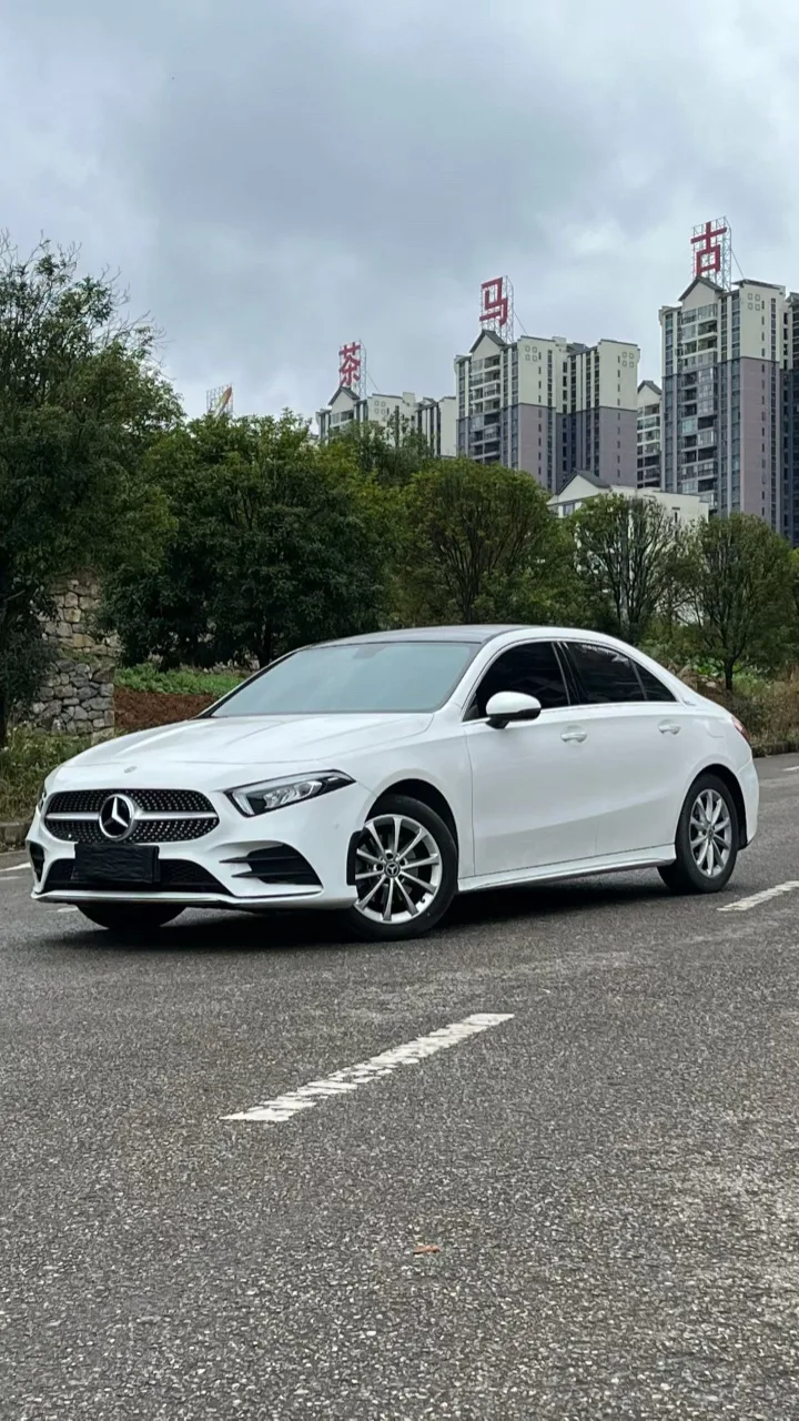 Mercedes-Benz A-Class 2022 A 200 L Sport Sedan Dynamic Edition