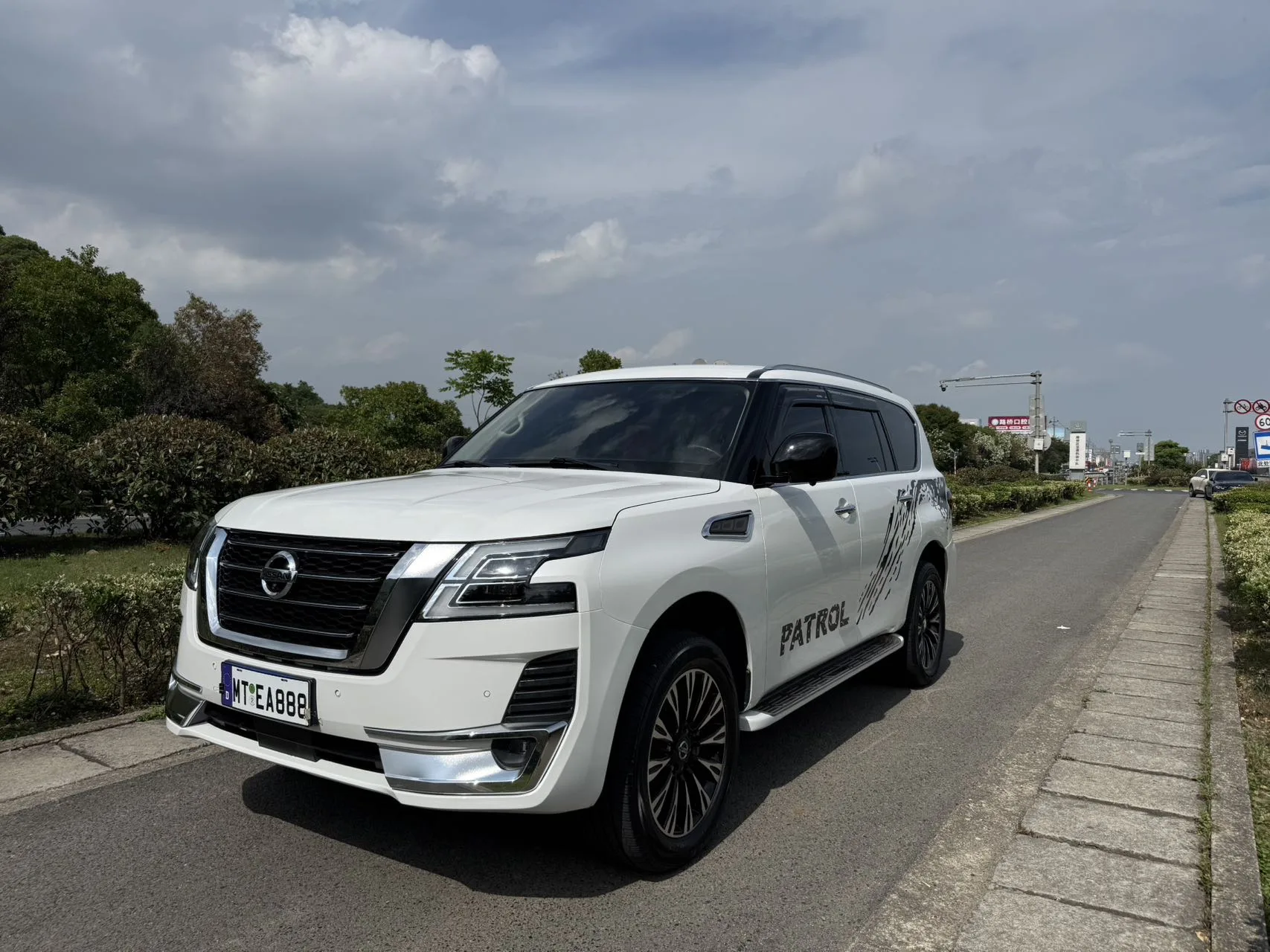 Nissan Patrol 2018 4.0L Leader Edition