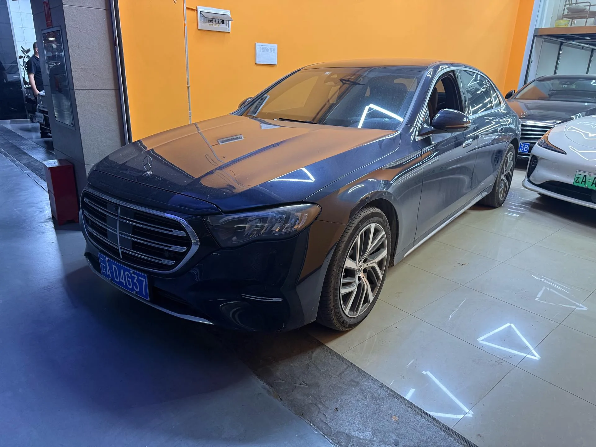 Mercedes-Benz E-Class 2024 E 300 L 48V 2.0T Fashion (Facelift) Automatic