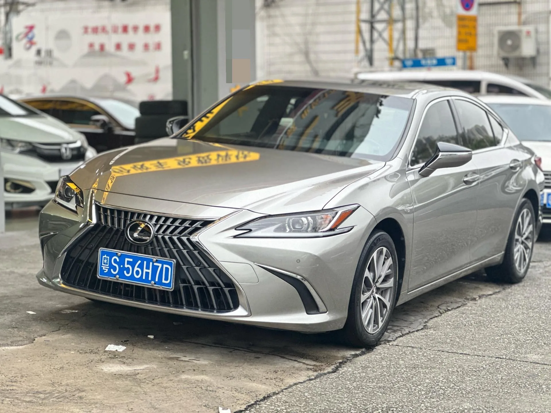 Lexus ES 2021 Model 200 Premium Edition