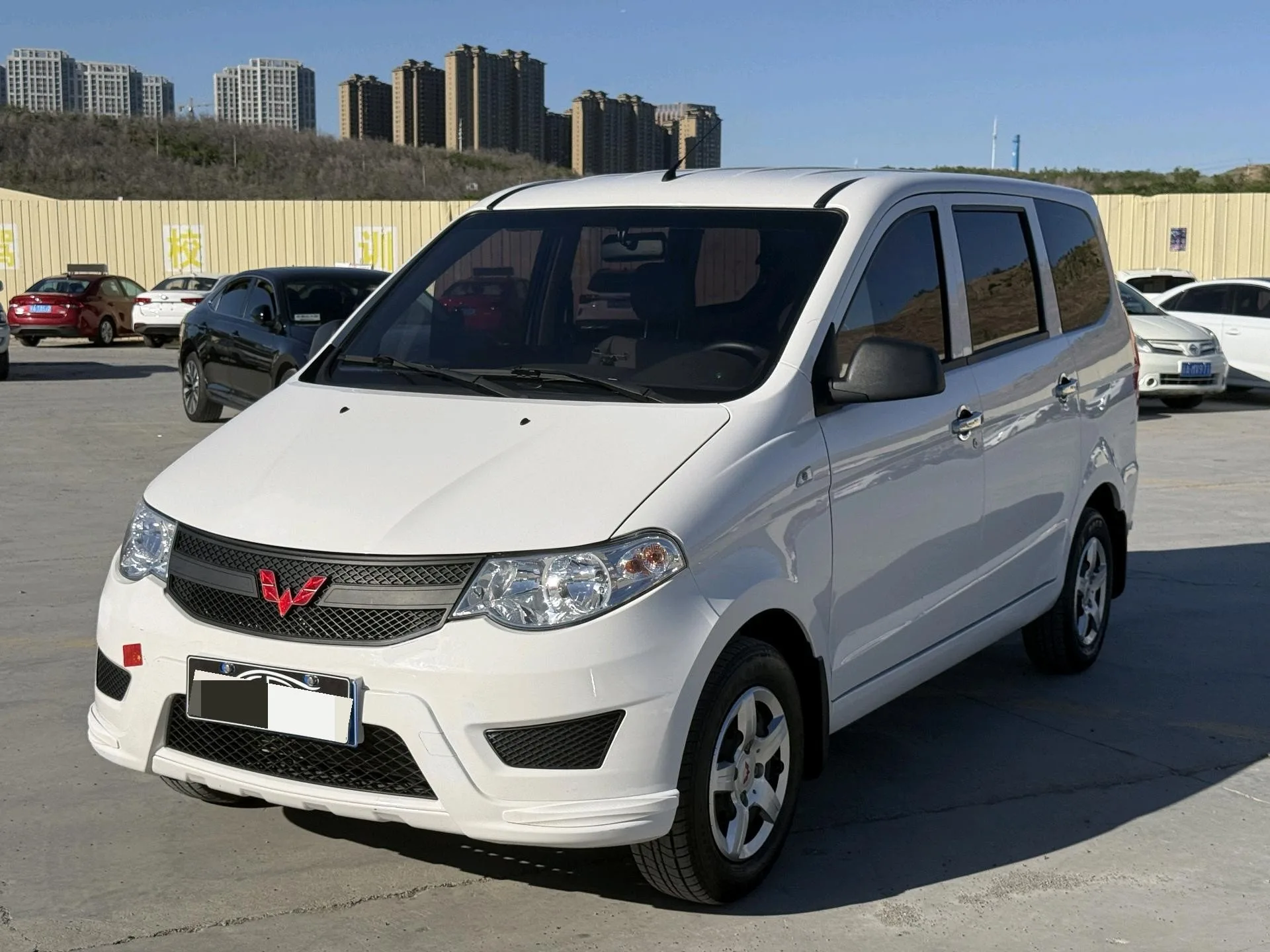 Wuling 2020 Hongguang V 1.2 Jingqu Edition, Manual Transmission