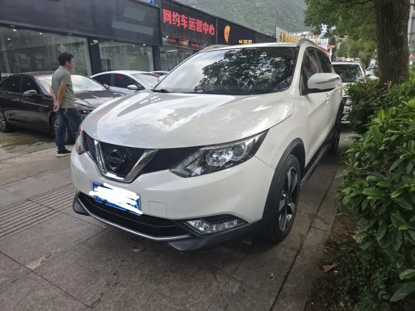 Nissan Qashqai 2017 2.0L CVT Elite Edition (National V Emission Standard)