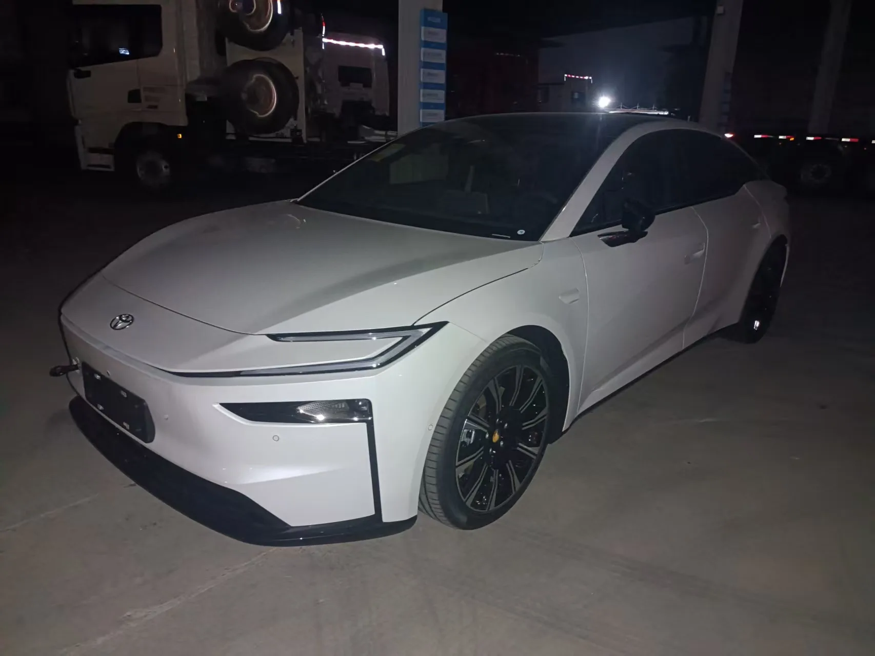 2026 Toyota Platina 7 700 Max Automatic