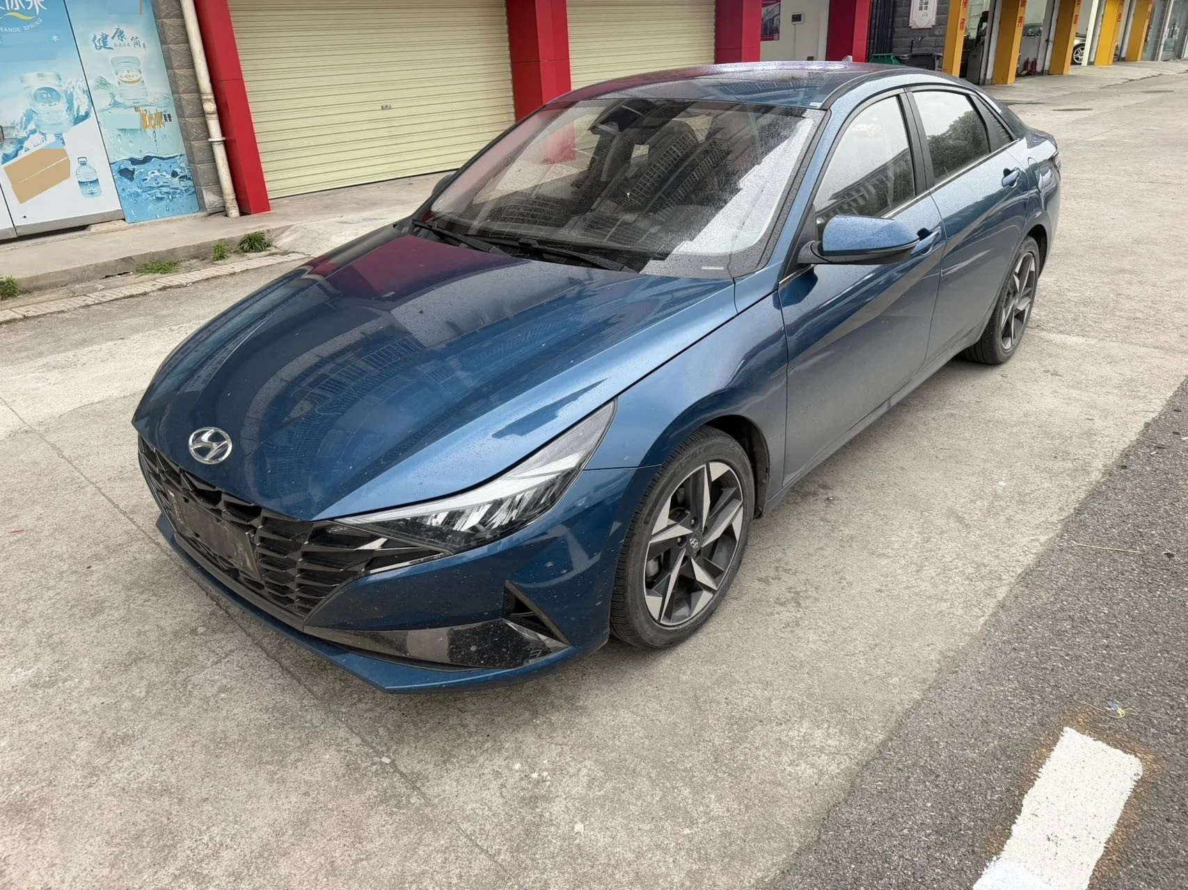 Hyundai Elantra 2021 1.5L CVT LUX Premium Edition