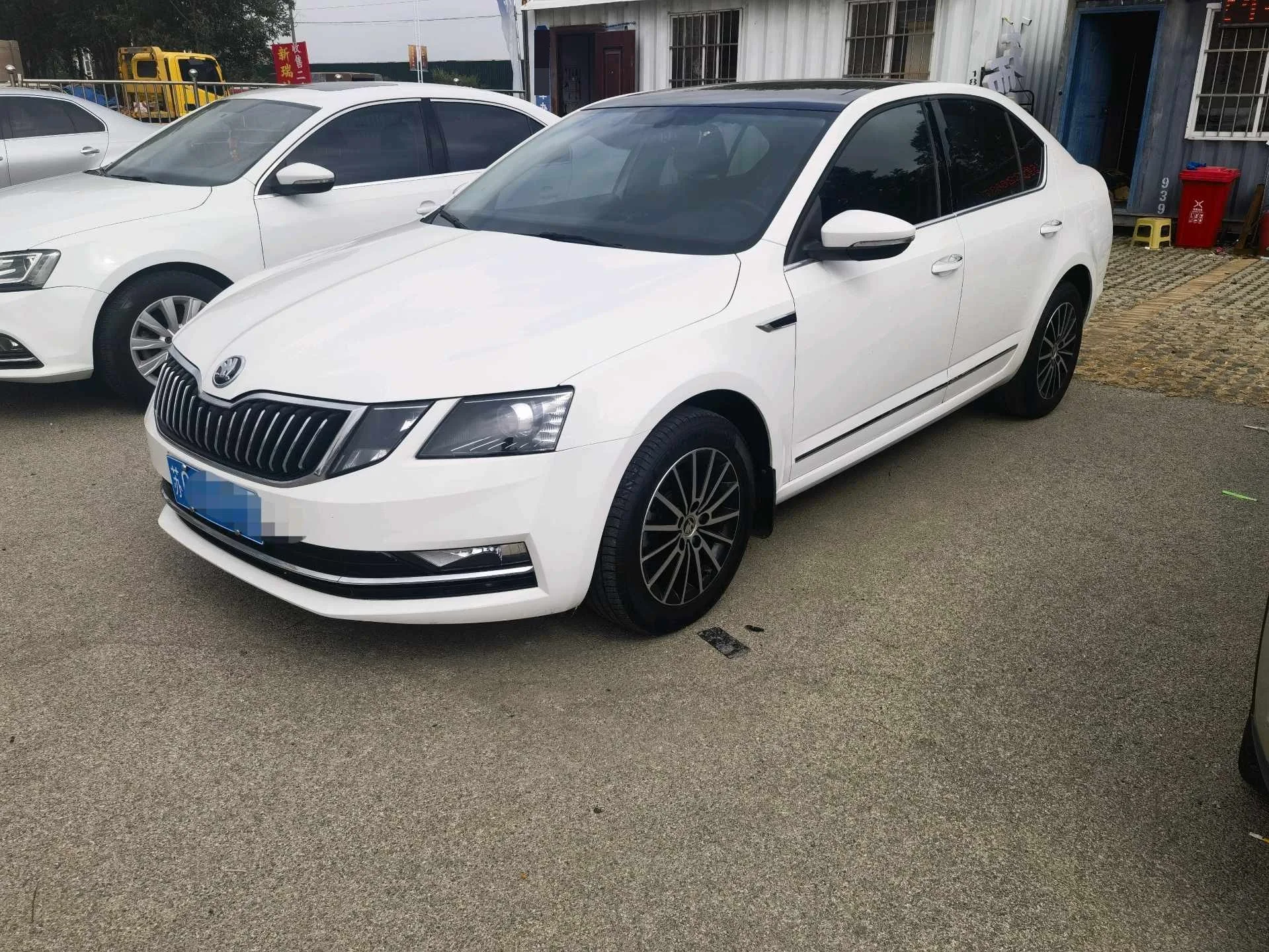 Octavia 2019 TSI230 DSG Luxury Edition
