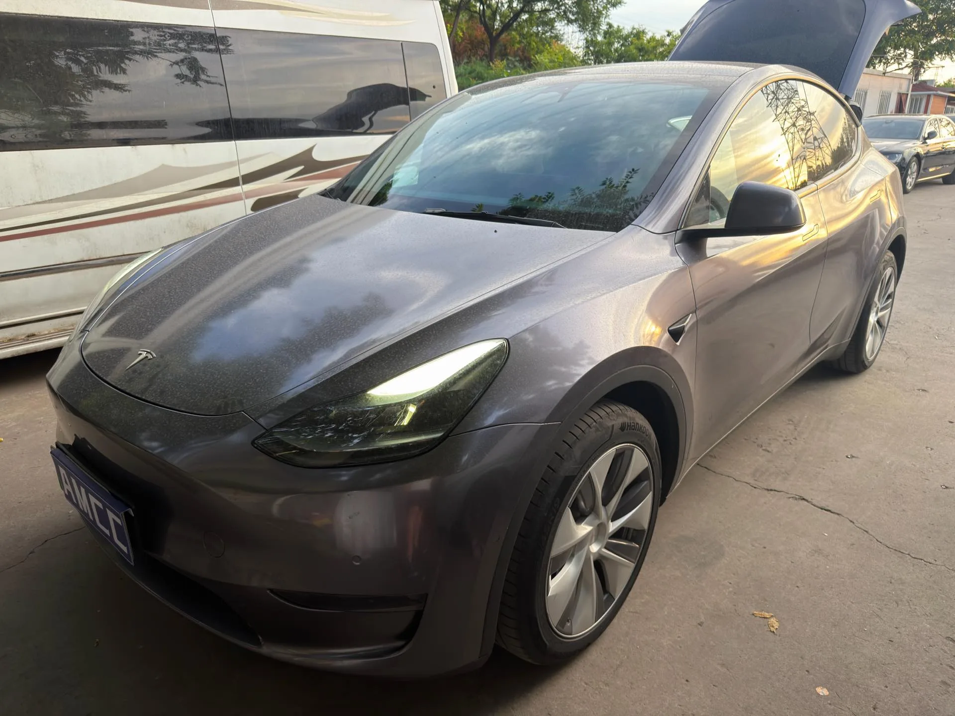 Model Y 2023 Long Range All-Wheel Drive
