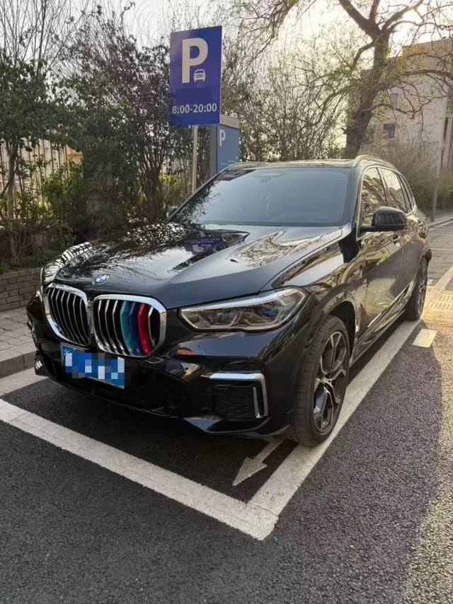 BMW X5 2022 Facelift xDrive 40Li M Sport Package
