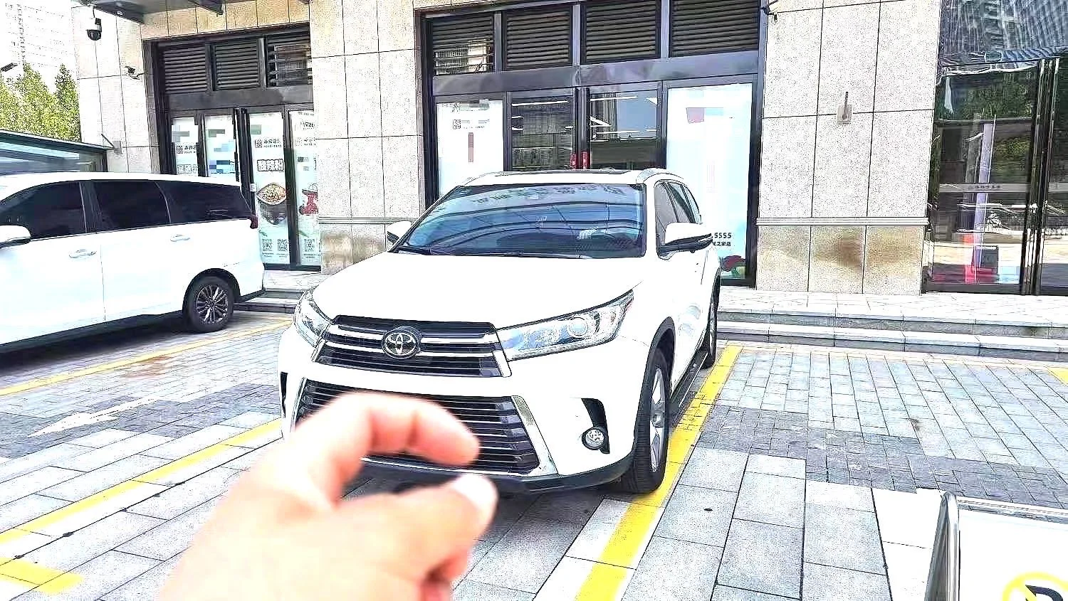 2018 Toyota Highlander 2.0T AWD Premium Edition, 7-Seater, China VI