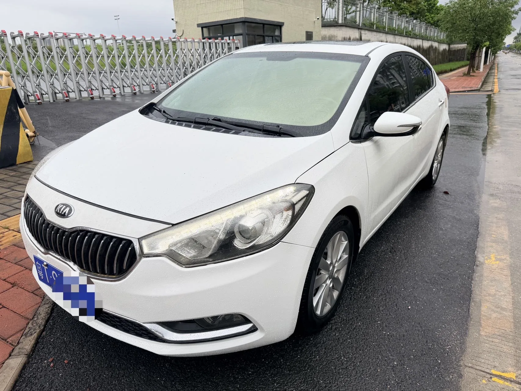 Kia K3 2015 1.6L Automatic DLX