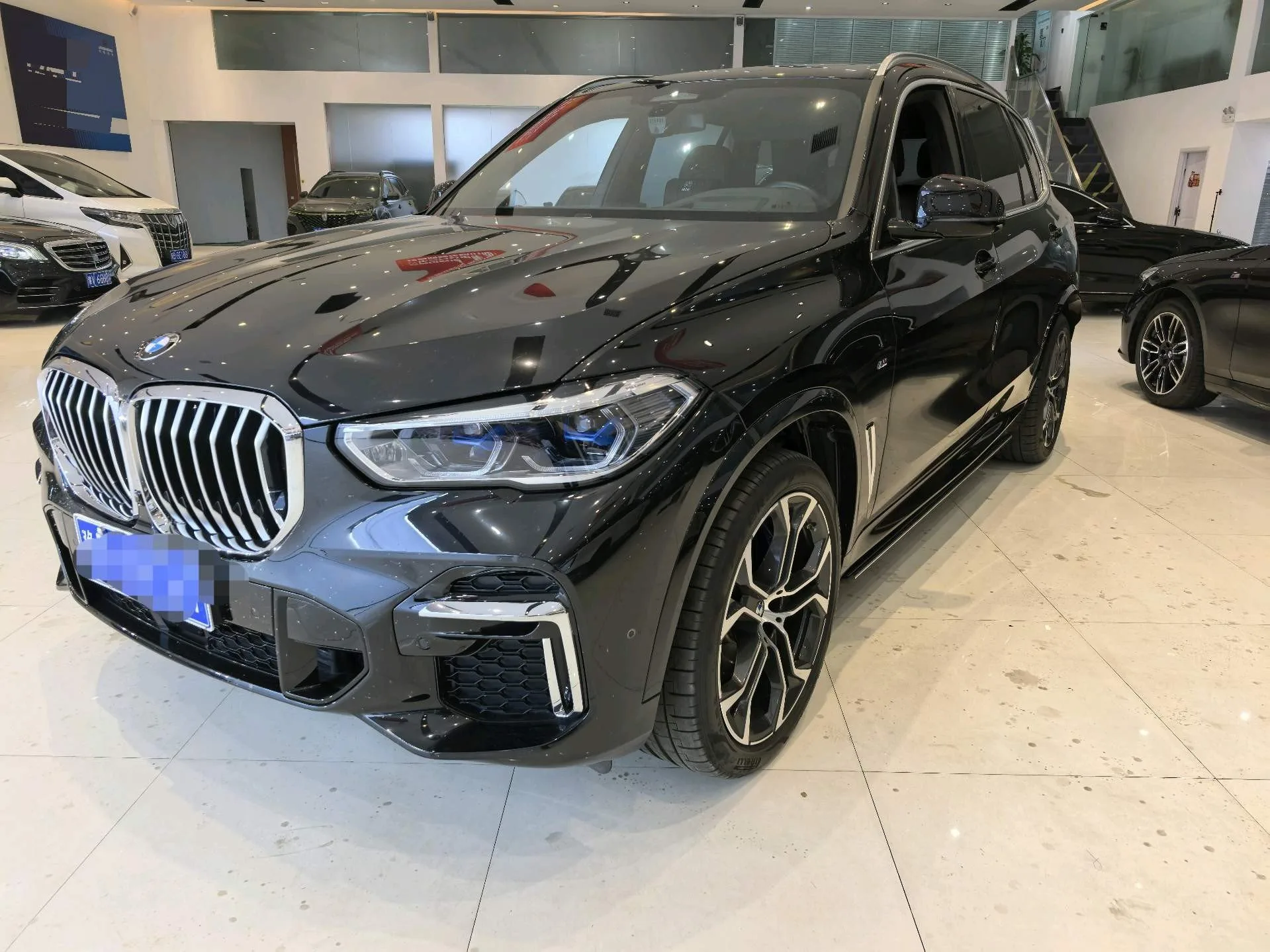 2022 BMW X5 Facelift xDrive 40Li Premium M Sport Package