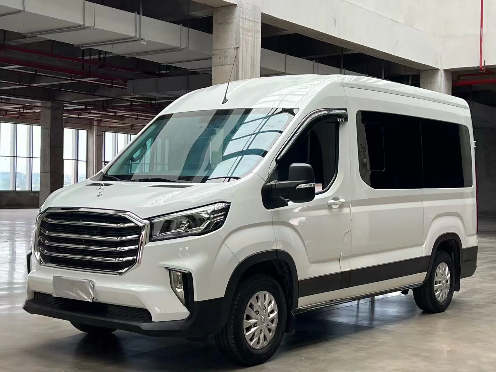 Chang'an 2022 V90 2.0T Zhida Rear-Wheel Drive Long Wheelbase High Roof Single Rear Tire 9-Seater Manual Transmission