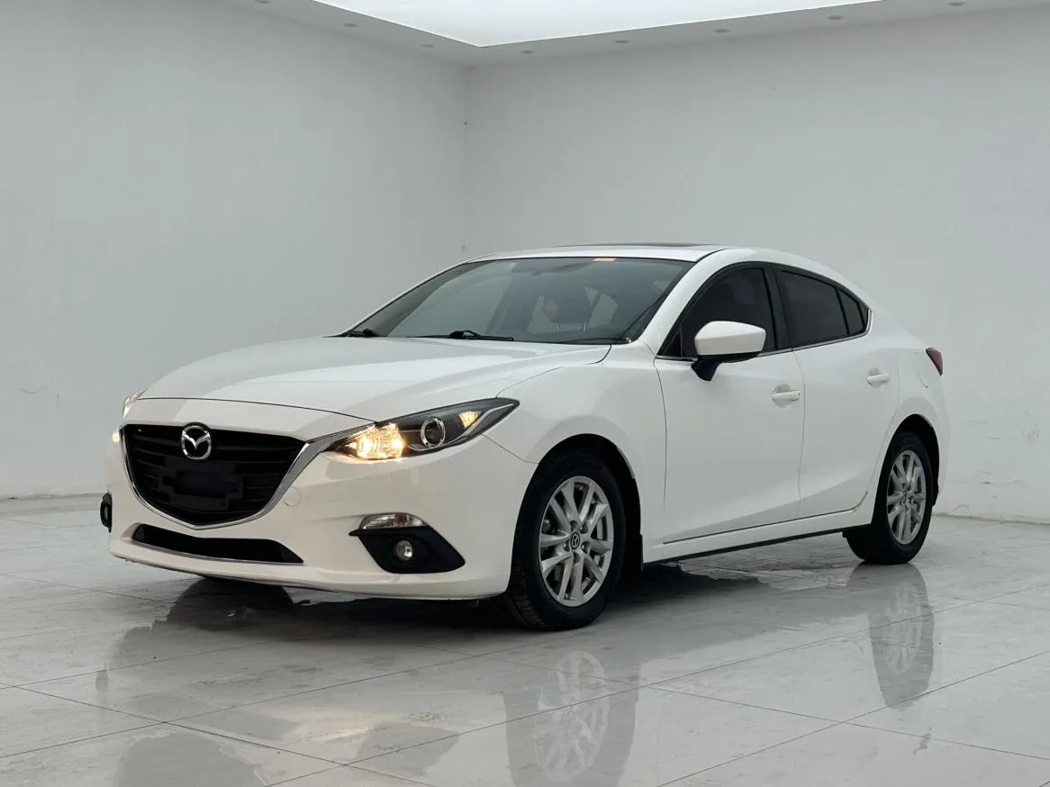 Mazda3 Axela 2014 Sedan 1.5L Automatic Luxury
