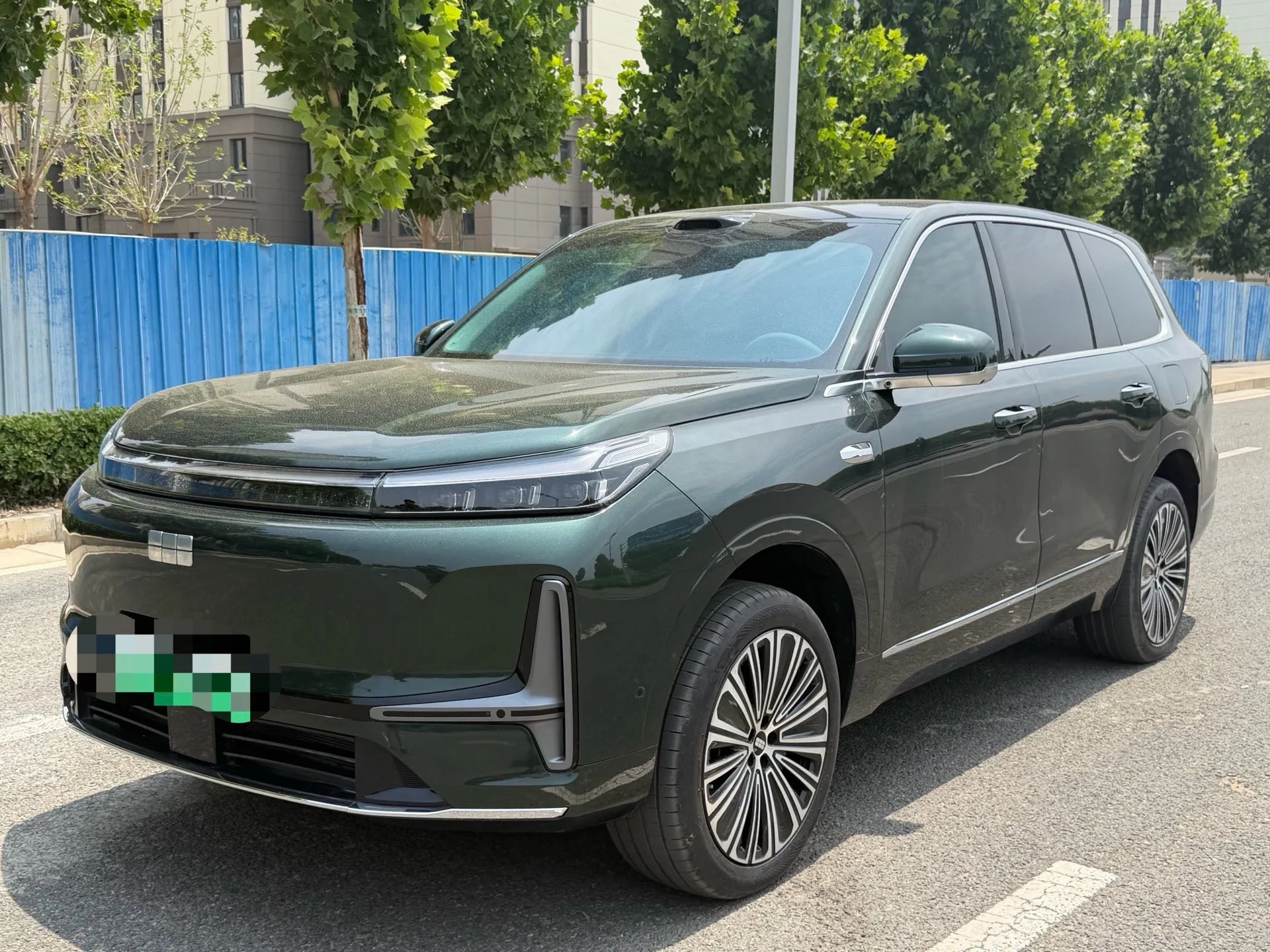 Geely Galaxy 2025 M9 1.5T 210km/h 4WD Navigator Edition Automatic Transmission
