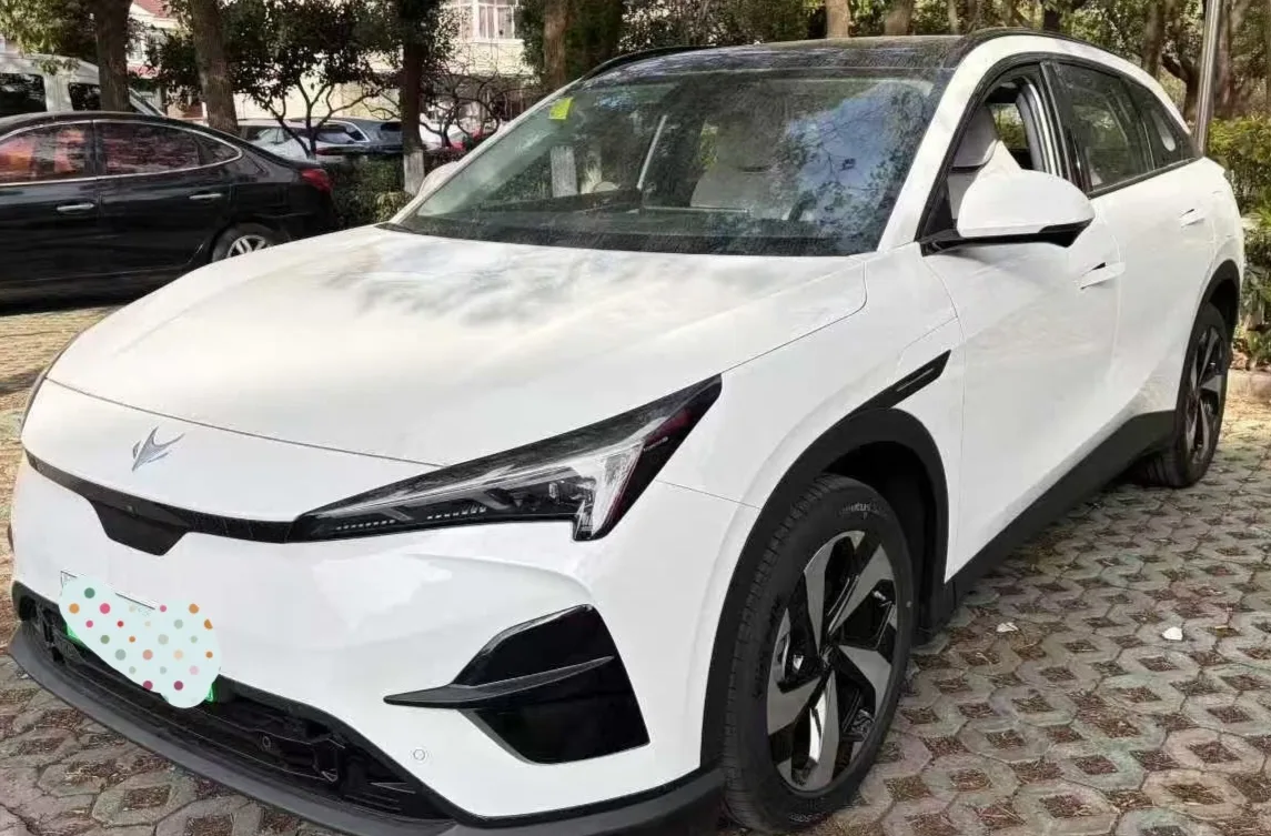 ARCFOX 2026 αT5 (Alfa T5) 215 Yuanjing Smart Edition Automatic Transmission