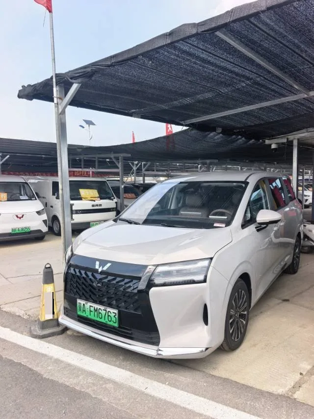 Wuling 2026 Starlight 730 1.5 CVT 125 km Premium Edition Automatic Transmission