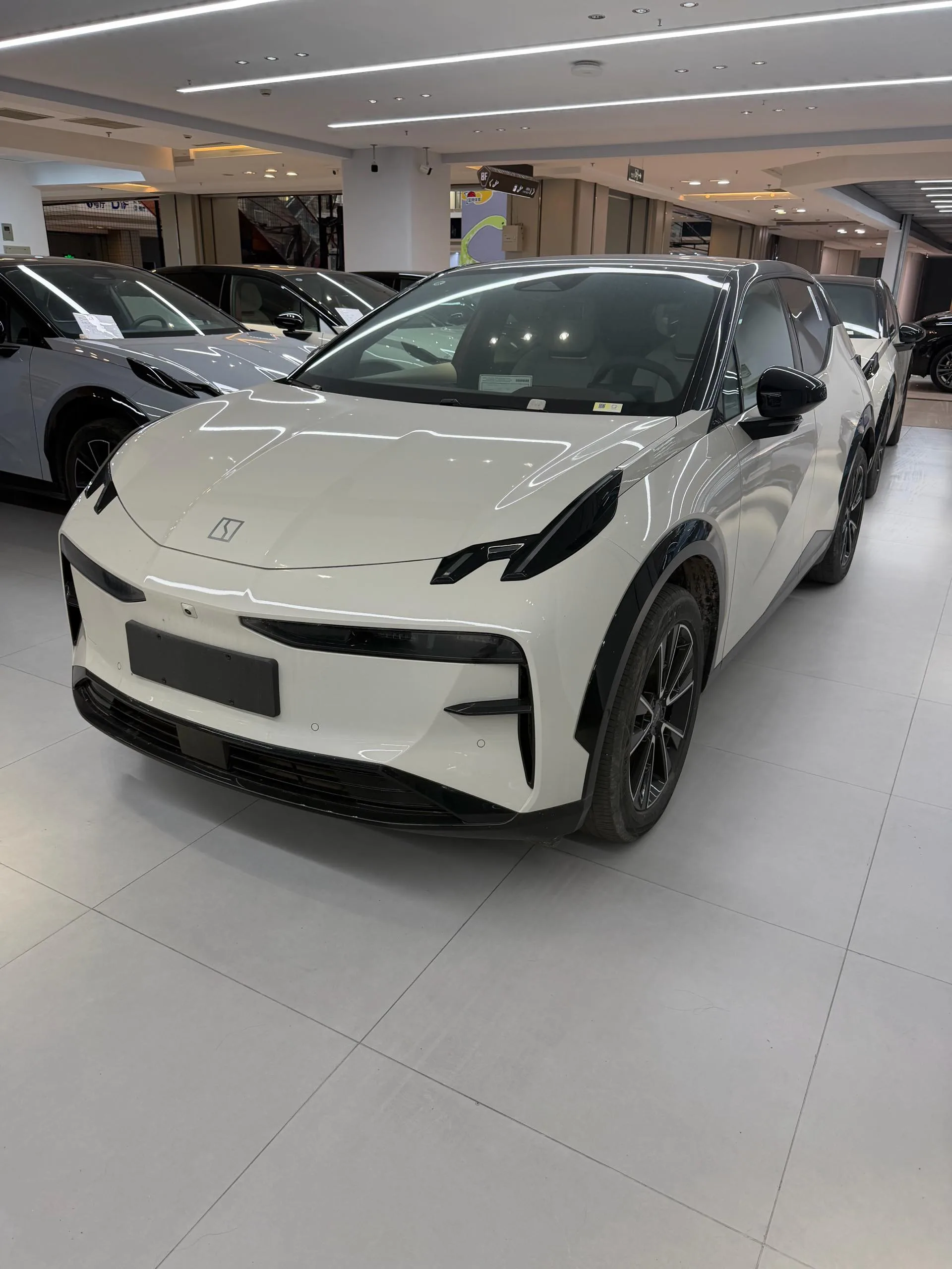 JiKrypton 2025 JiKrypton X Four-Seat Rear-Wheel Drive Magic Cube Edition Automatic Transmission