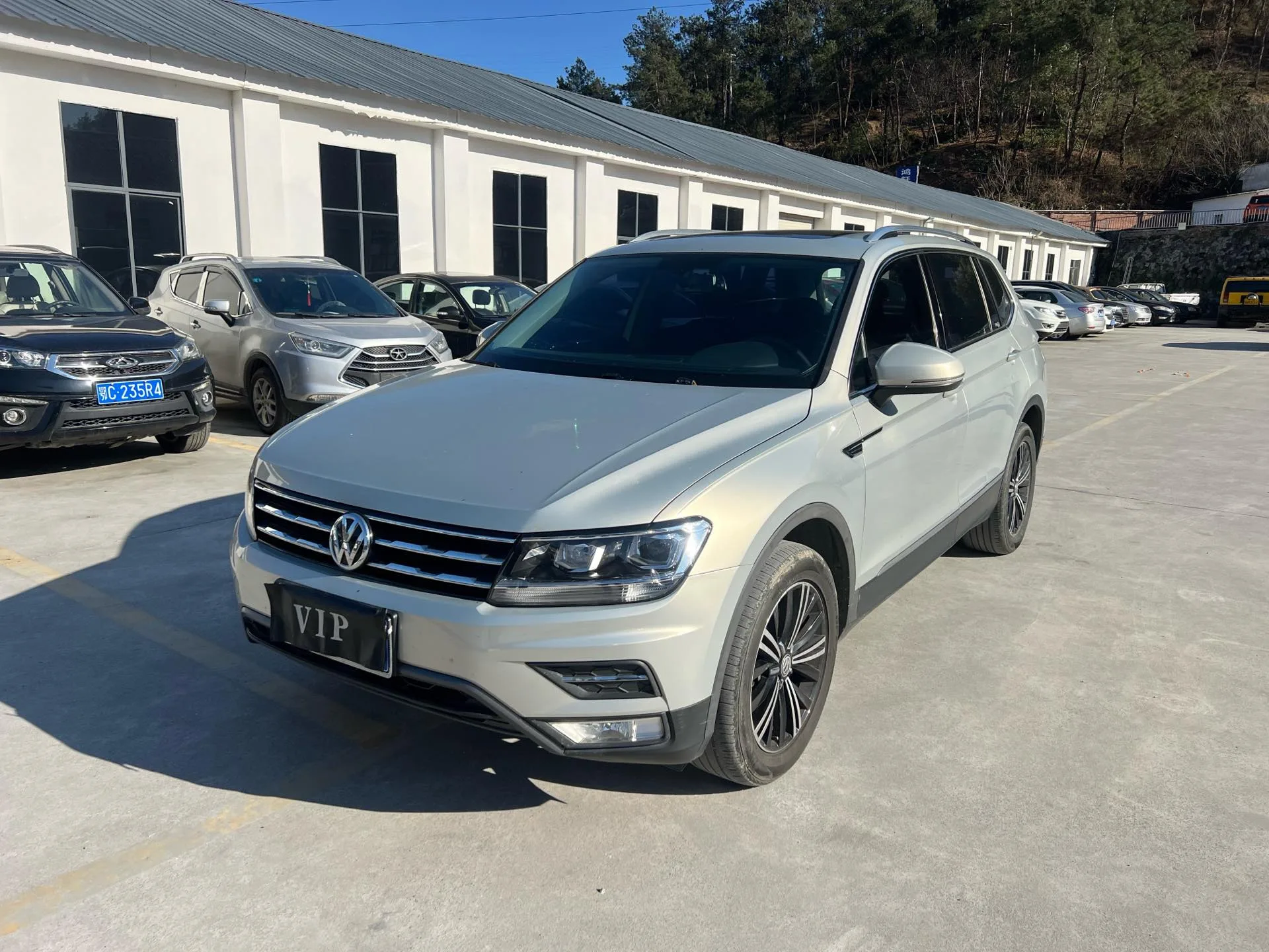 Tiguan L 2021 330TSI Automatic 2WD Smart Edition