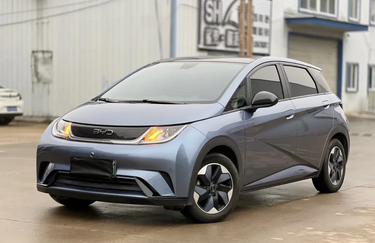 BYD 2023 Dolphin 420km Freedom Edition Automatic