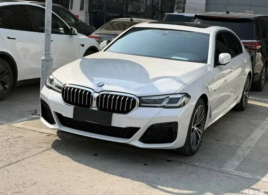 2022 BMW 5 Series Facelift 525Li M Sport Package