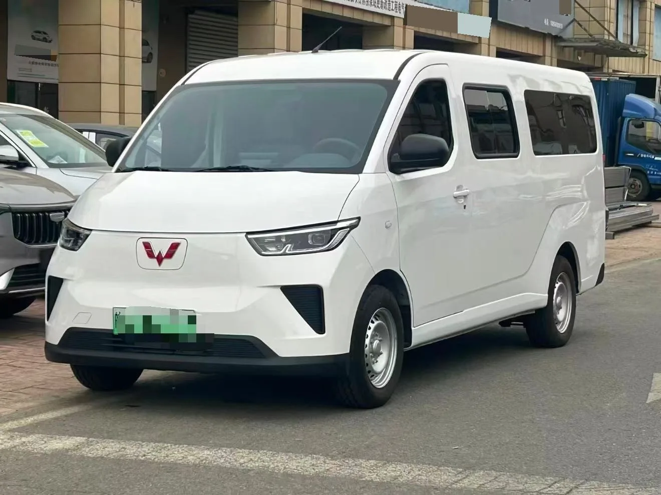 Wuling 2026 Yangguang 330km/h Bus Comfort Edition Automatic