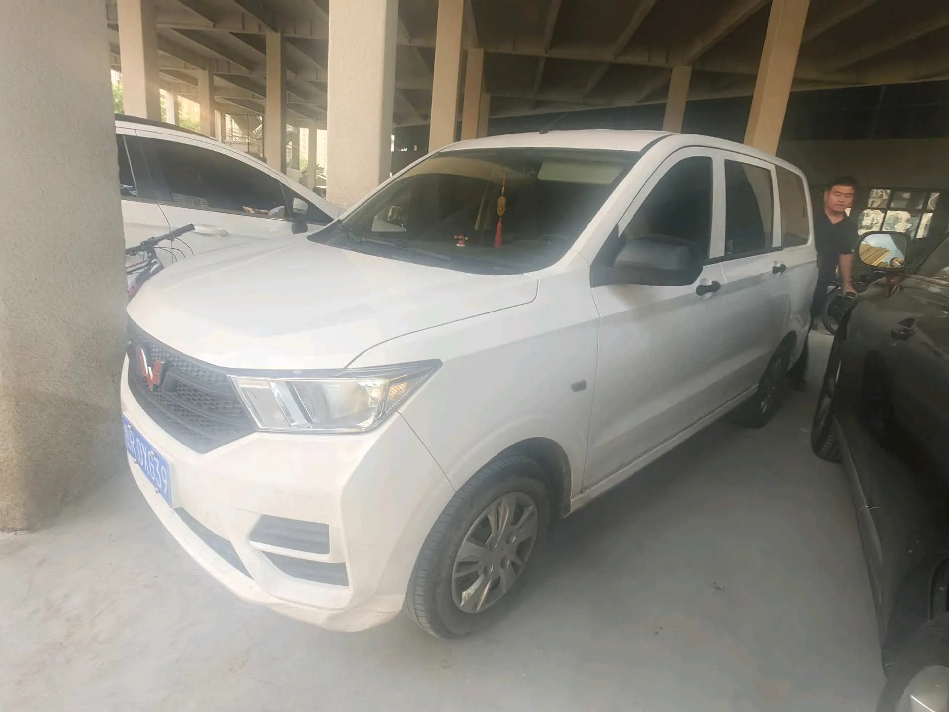 Wuling 2021 Hongguang S 1.5 Basic (Facelift) Manual Transmission