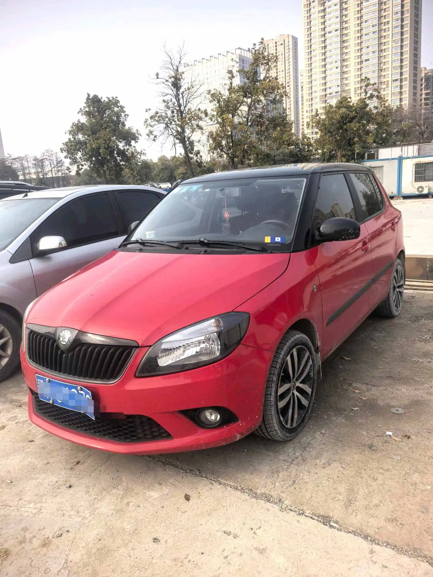Fabia 2012 1.6L Automatic Black Edition