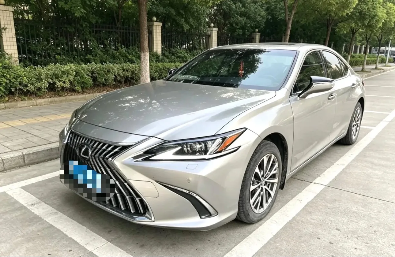 Lexus ES 2021 Model 200 Premium Edition