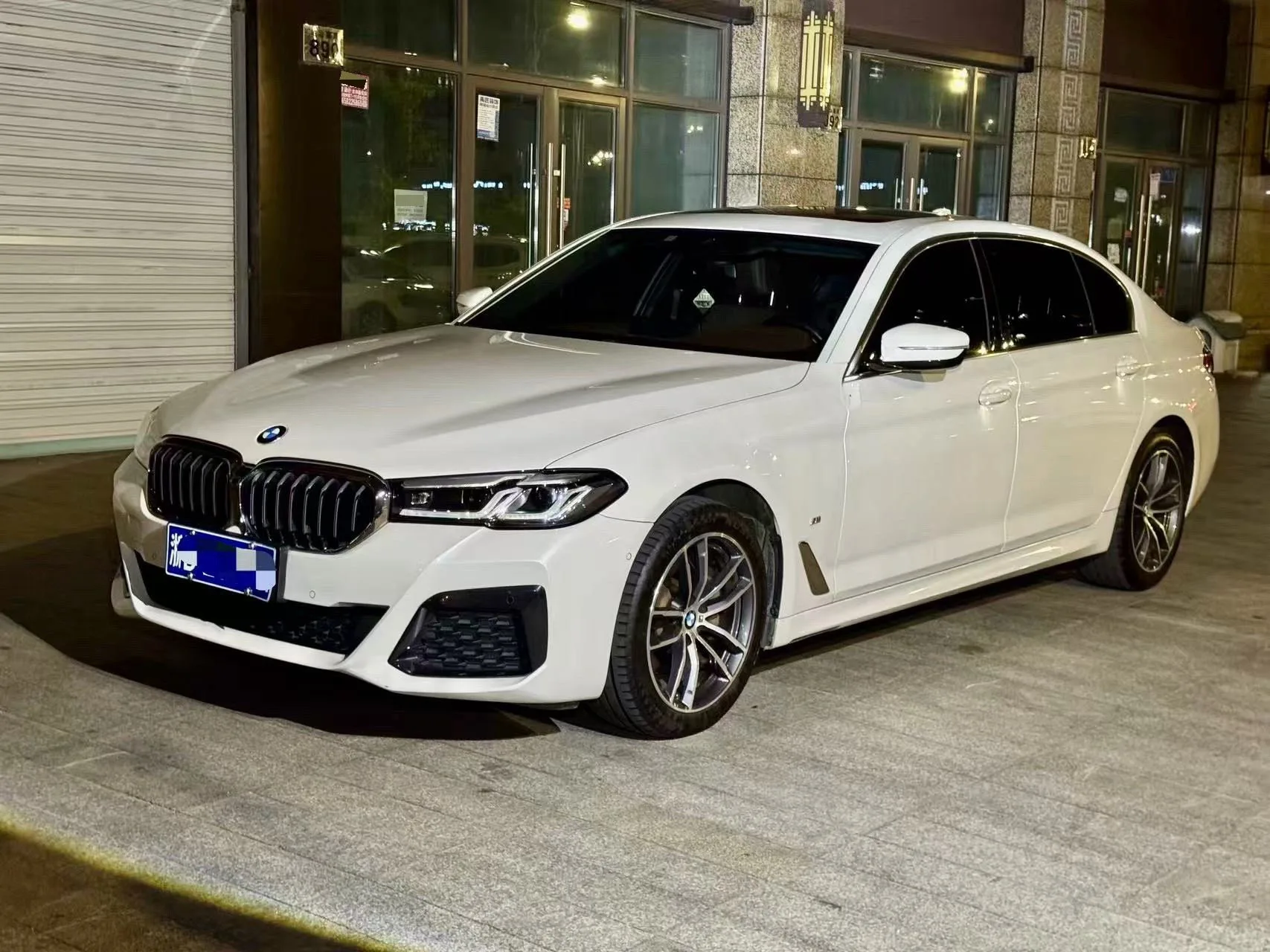 2021 BMW 5 Series 525Li M Sport Package