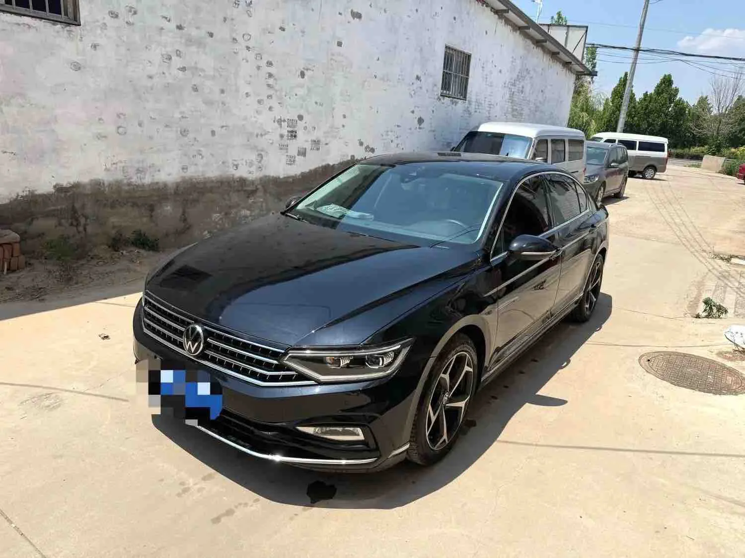 Volkswagen 2025 Magotan 2.0TSI 330TSI 2 Million Unit Luxury Automatic Transmission