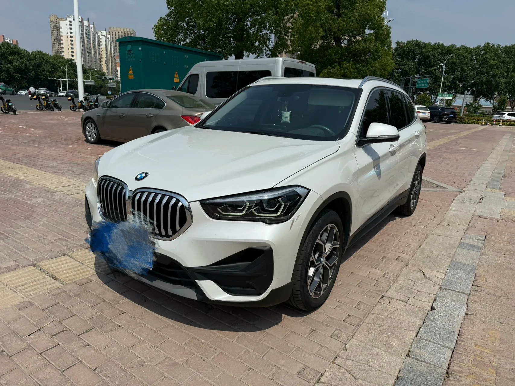 BMW X1 2022 sDrive25Li Leading Edition