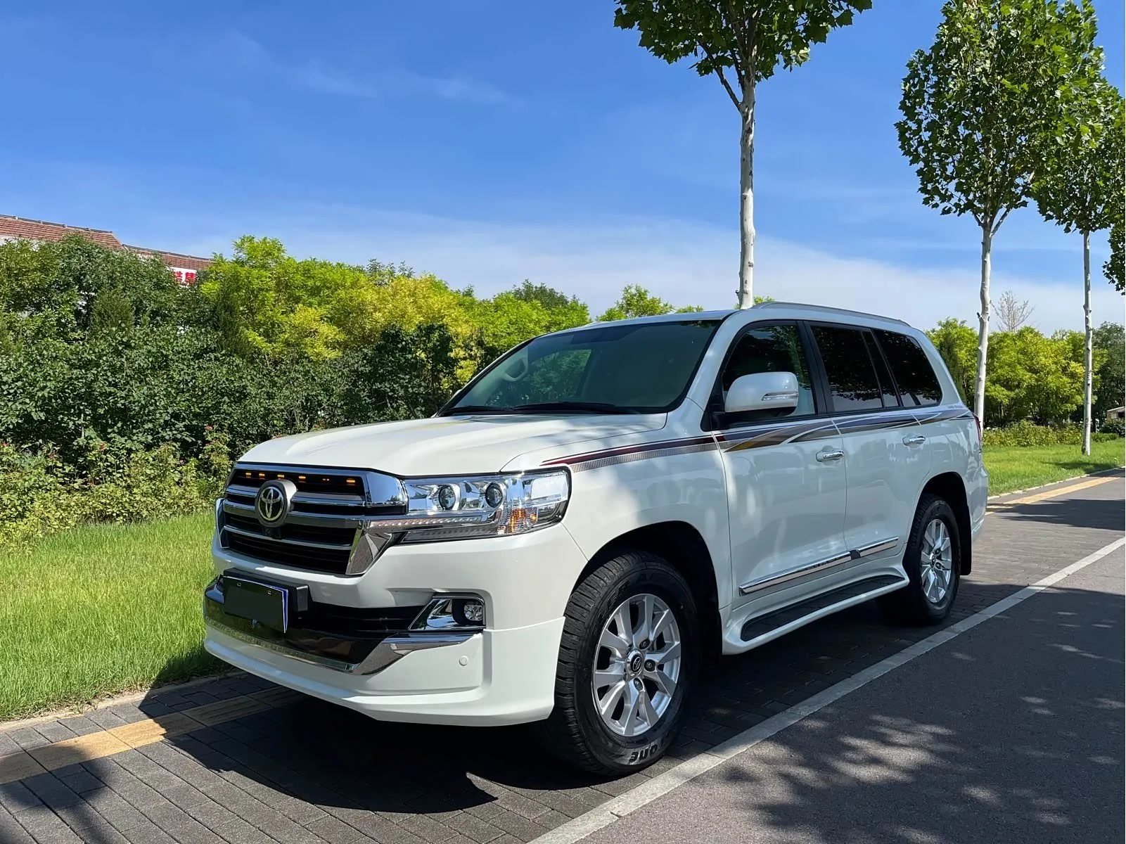 2020 Toyota Land Cruiser (Imported) 4.0 Middle East Edition, Manual Transmission