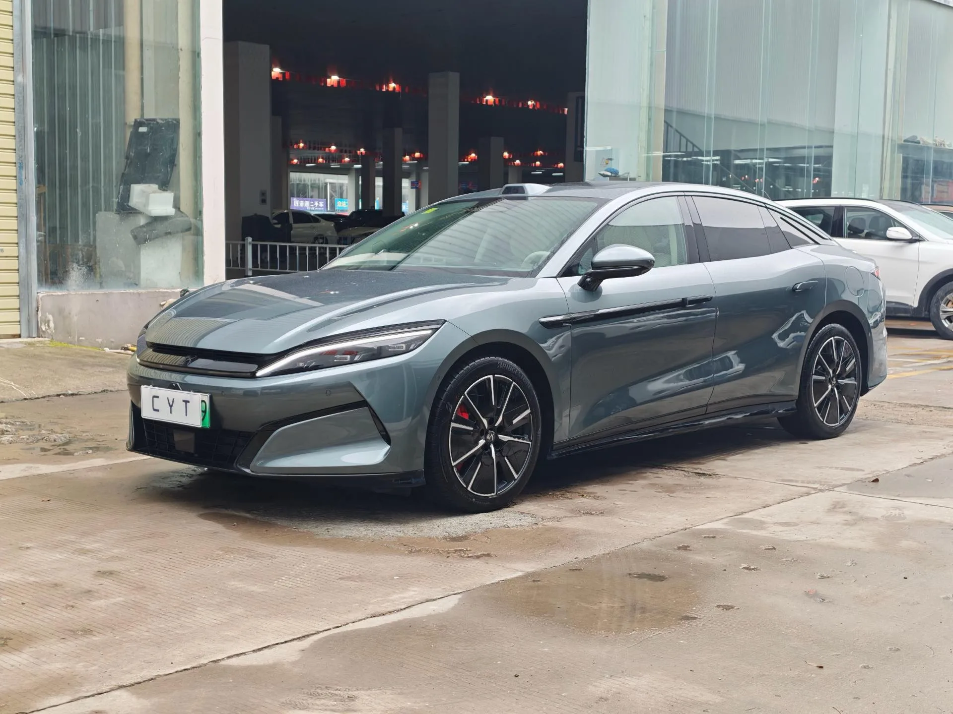 2025 Han L DM-i 200KM LiDAR Flagship