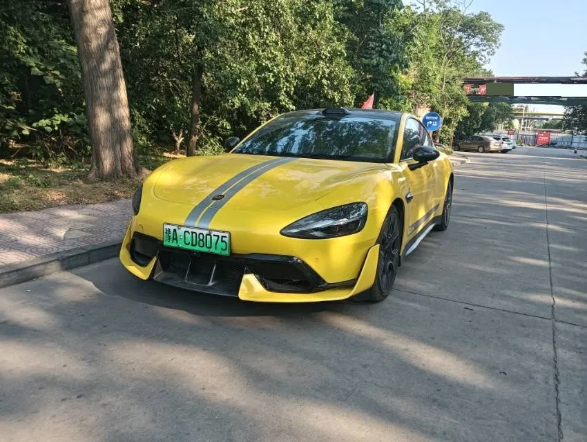 Xiaomi SU7 Ultra 2025 Ultra