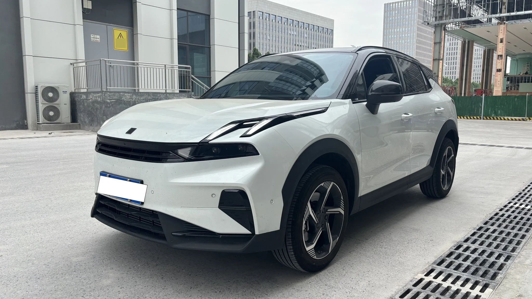 Lynk & Co 2025 Model Year Lynk & Co 06 1.5T Renew Halo Automatic