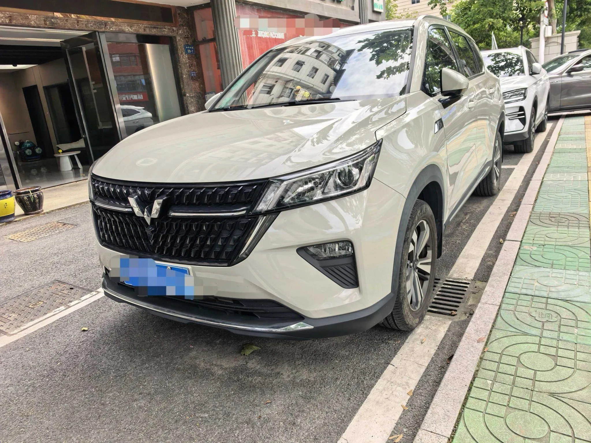 Wuling 2021 Starry Sky 1.5T Starlight Edition, Manual Transmission