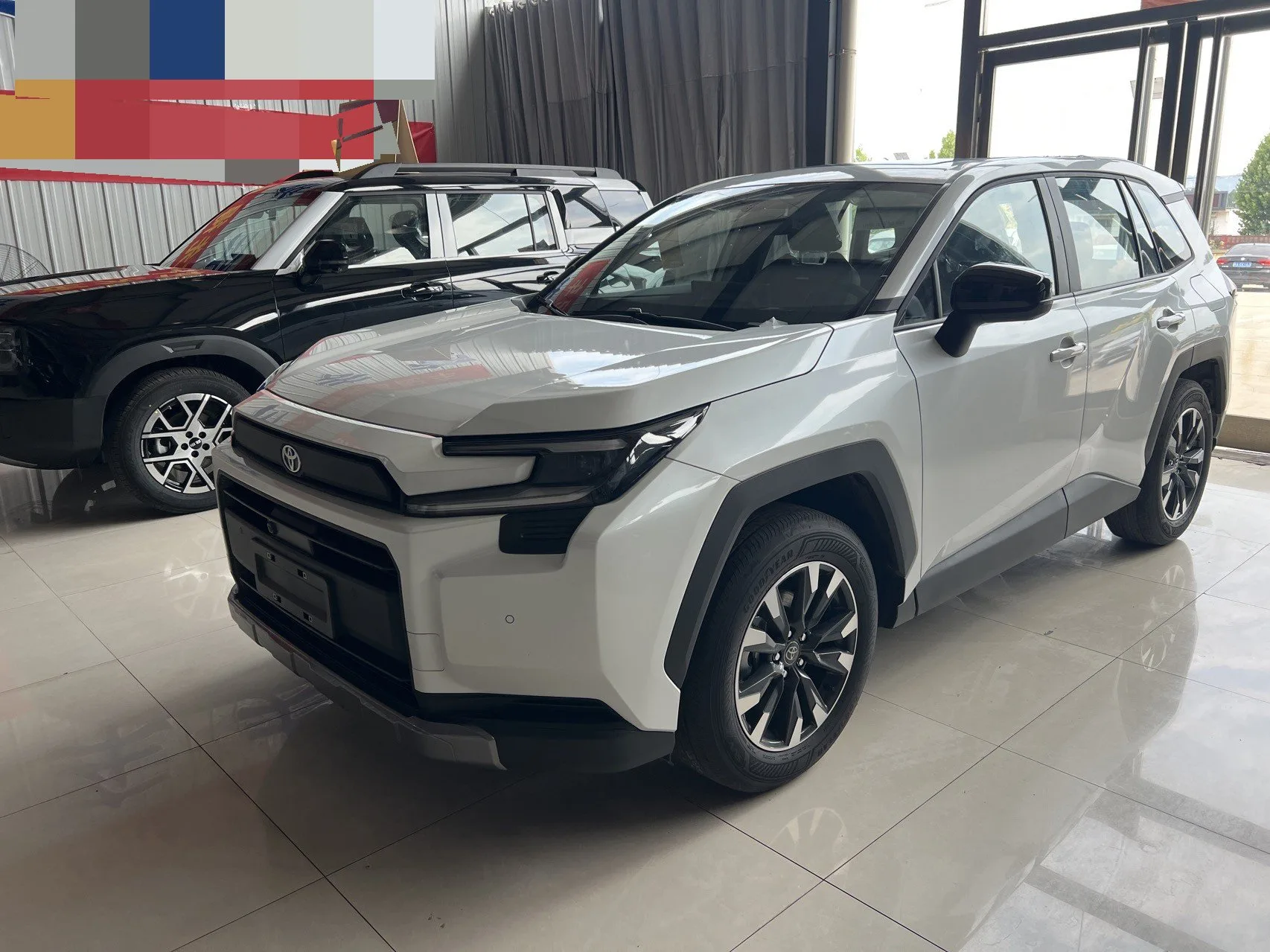 Toyota 2026 RAV4 Hybrid 2.0 CVT 2WD Luxury Edition, Automatic Transmission