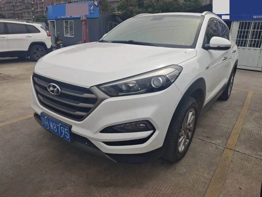 Tucson 2015 1.6T Dual-Clutch Two-Wheel Drive Intelligent Model