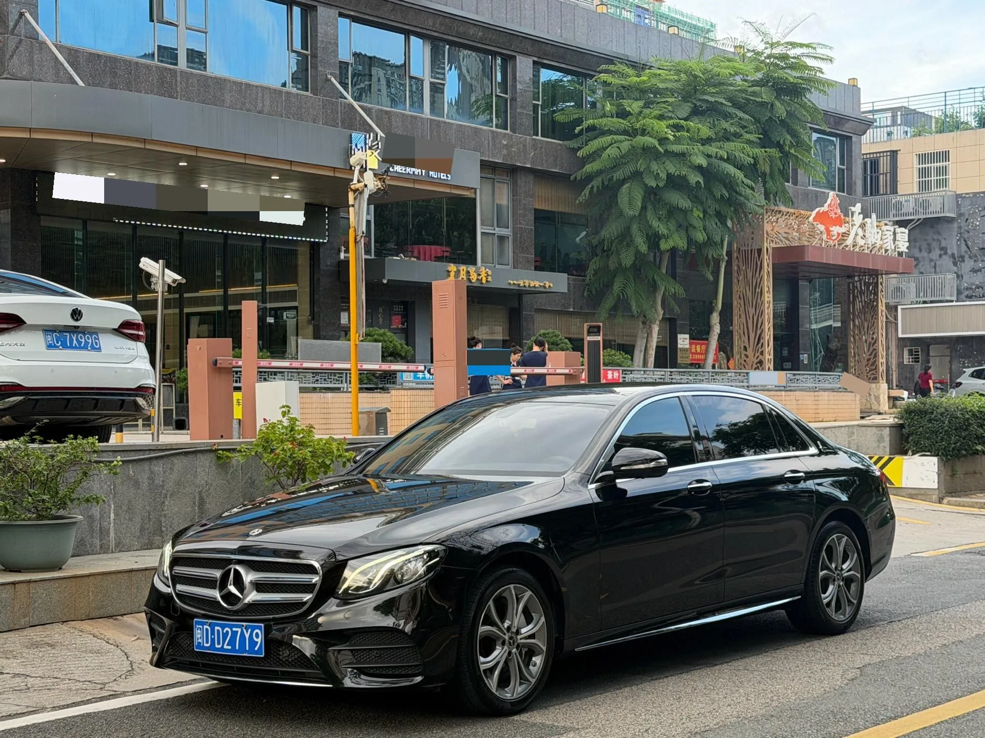 Mercedes-Benz E-Class 2020 E 300 L Sport Style