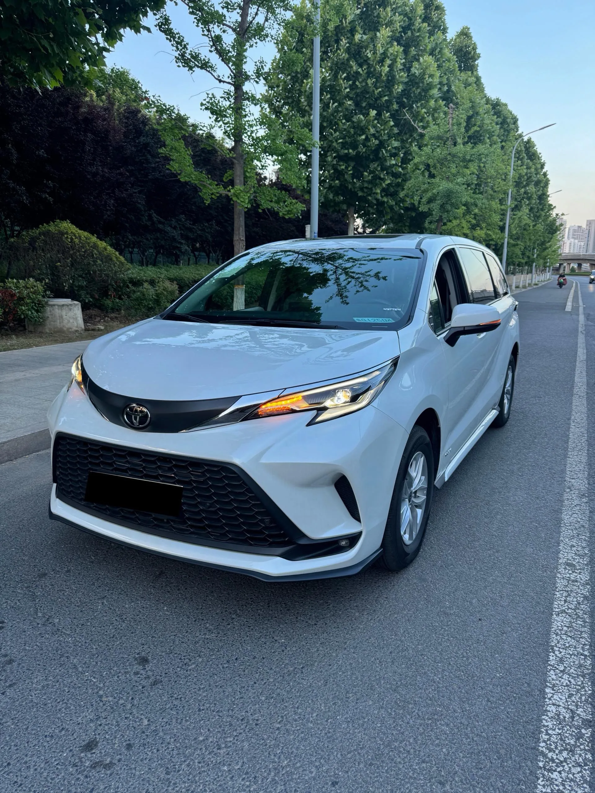 Toyota 2024 Grandeur Hybrid 2.5 CVT Comfort Edition Automatic
