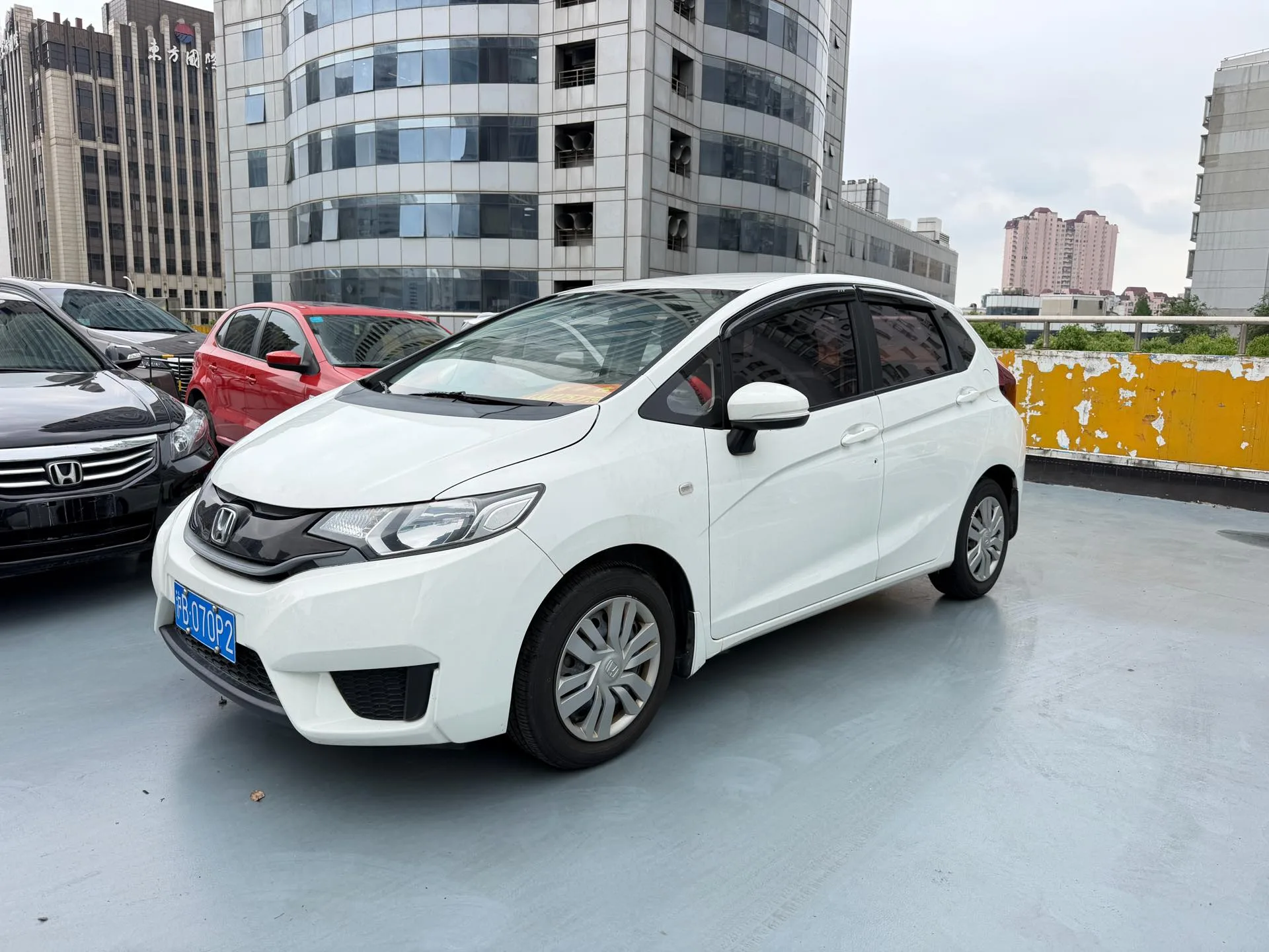 Honda Fit 2016 1.5L LXS CVT Comfort Sunroof Edition