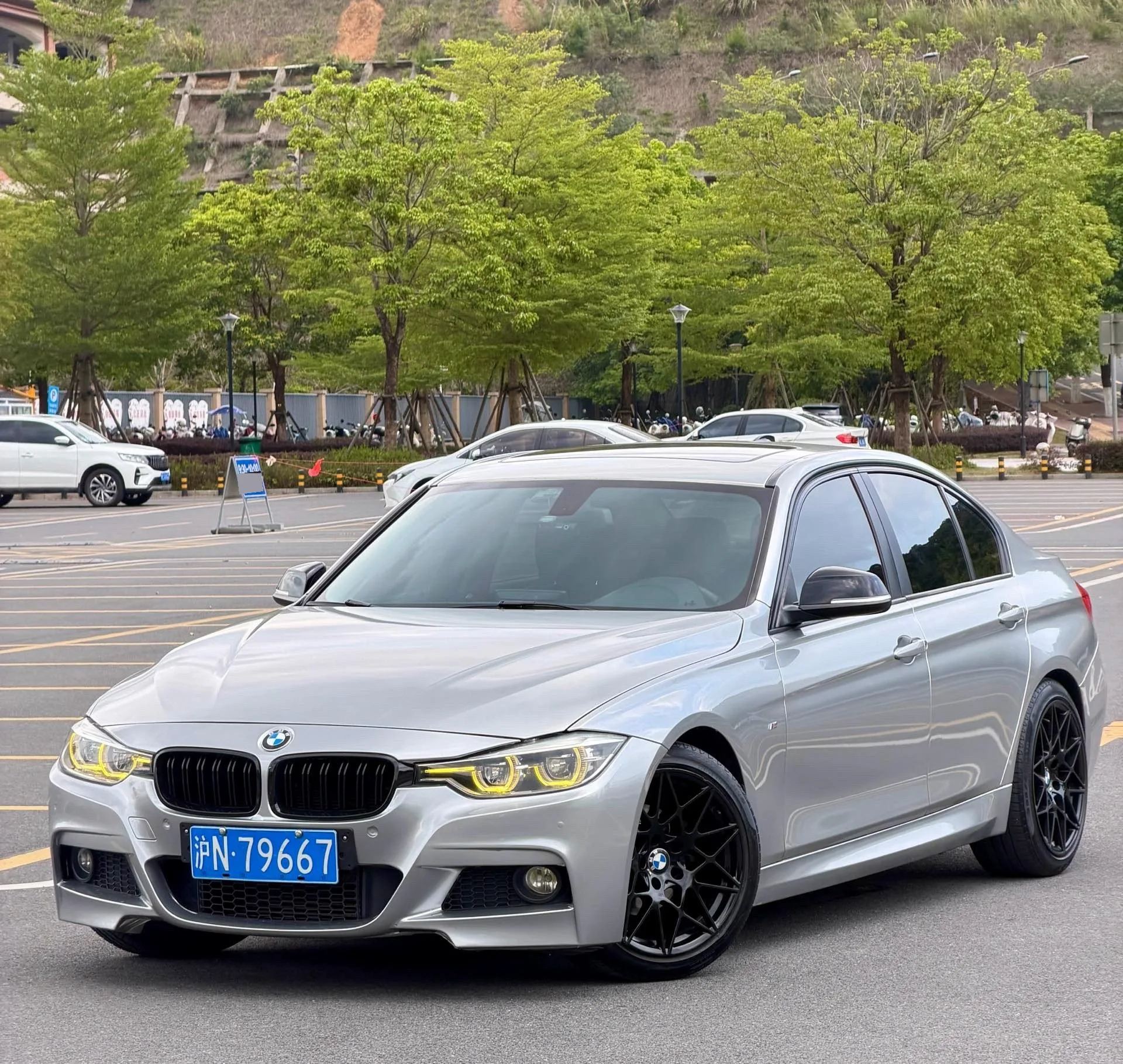 2016 BMW 3 Series 320i M Sport
