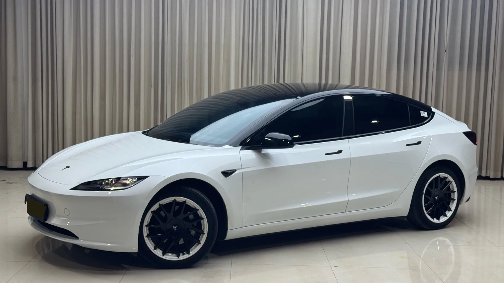 Model 3 2023 Rear-Wheel Drive